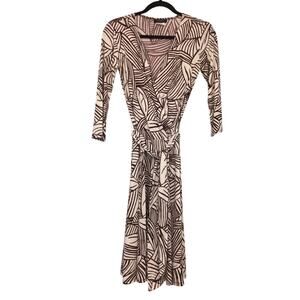 B. Darlin VTG Feminine V-neck 3/4 Sleeve Belted Leafy Flowy Faux Wrap Dress 5/6